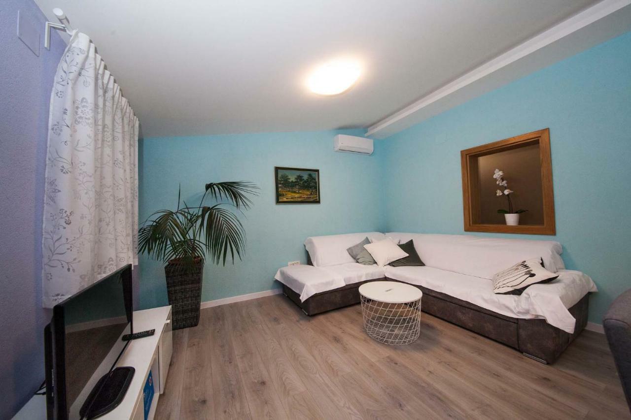 Apartman Josipa Makarska Exterior foto
